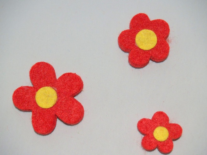 Filzblumen Rot, groß, mittel und klein
