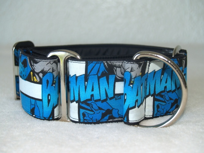 Martingal gepolstert, Modell "Batman", Breite: 5cm, maximaler Kopfumfang: 45cm, Bestell-Nr.: CM-G5-1, Preis: 37,00€