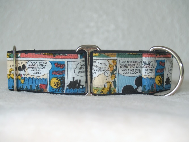 Martingal gepolstert, Modell "Comic Strip", Breite: 4cm, maximaler Kopfumfang: 44cm, Bestell-Nr.: CM-G4-4, Preis: 34,50€