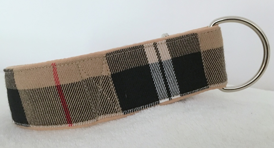 Martingal-Zugstopp gepolstert, Modell "Schottenkaro Beige-Schwarz", Breite: 4cm, Bestell-Nr.: SMZ-W-4, Preis: 28,00€