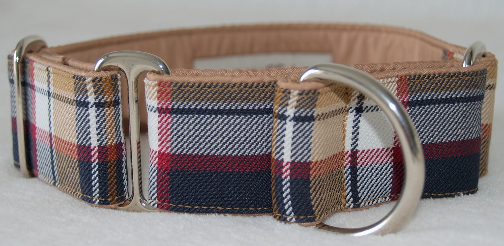 Martingal gepolstert, Modell "Tartan-Stuard Navy", Breite: 4cm, maximaler Kopfumfang: 45cm, Bestell-Nr.: SM-G4-5, Preis: 34,50€