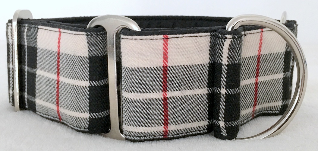 Martingal gepolstert, Modell "Schottenkaro Hellbeige-Schwarz", Breite: 5cm, maximaler Kopfumfang: 45cm, Bestell-Nr.: SM-G5-34, Preis: 37,00€