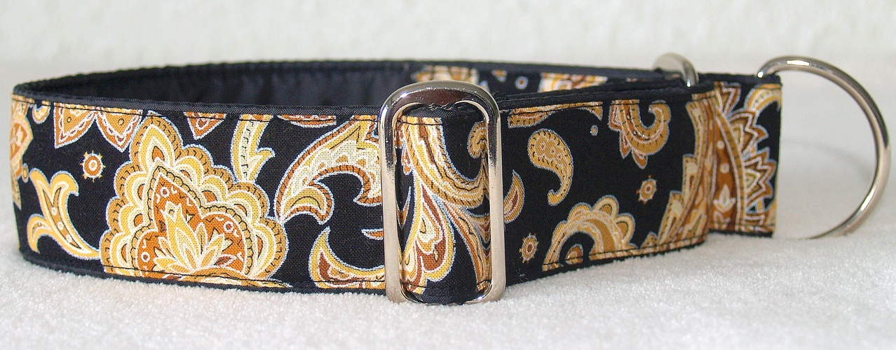 DAS LETZTE SO LIEFERBARE HALSBAND, Martingal-Zugstopp gepolstert, Modell "Schwarz-Gold Paisley", Breite: 4cm, Bestell-Nr.: MZ-S29, Preis: 29,50€