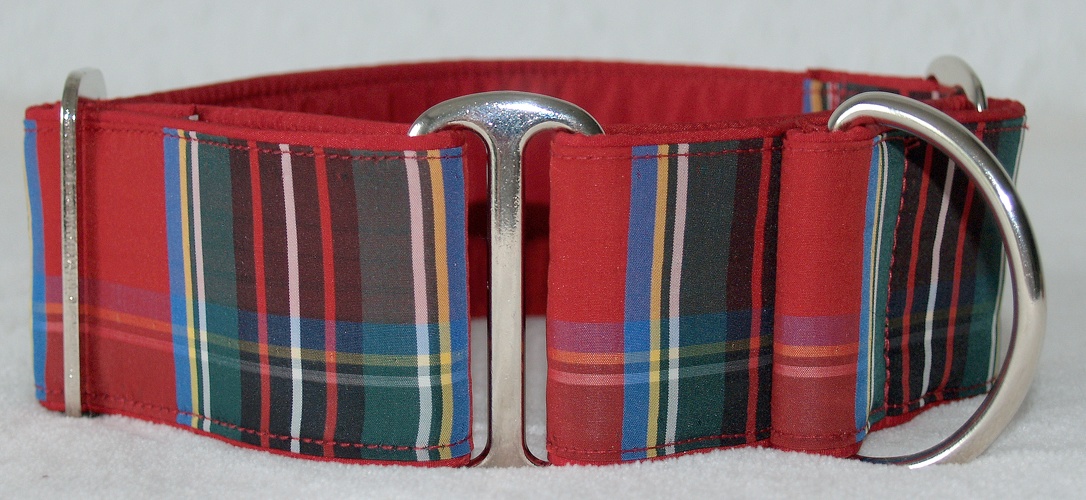 Martingal gepolstert, Modell "Schottenstyle Dunkel-Rot", Breite: 5cm, maximaler Kopfumfang: 45cm, Bestell-Nr.: M-R4, Preis: 37,00€