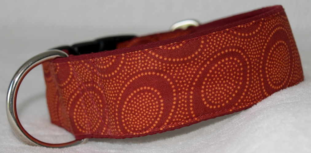Klickverschluss-Halsband gepolstert, Modell "Ovale Rot", Breite: 4cm, maximaler Halsumfang: 39cm, Bestell-Nr.: K-R 5-K, Preis: 29,50€