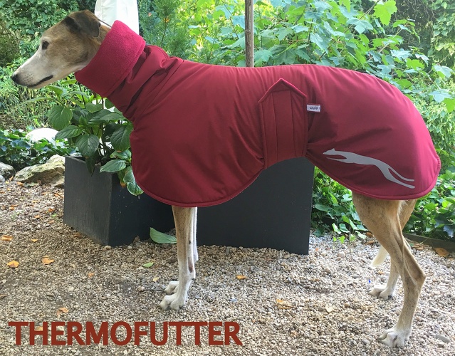 Regenmantel mit Thermofutter in Größe L/XL, Maße des Hundes: Rückenhöhe: 72cm, Rückenlänge: 73cm, Brustumfang: 79cm, Bauchumfang: 57cm