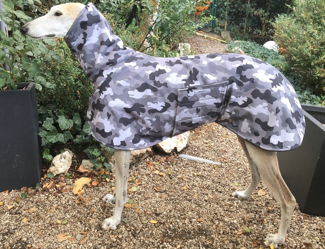 Außen: Softshell Camouflage Grau, Material-Nummer: S-25, Innen: Fleece Anthrazit, Bestellnummer: SOG-CAMG/AN-L/XL, Preis: 82,00€