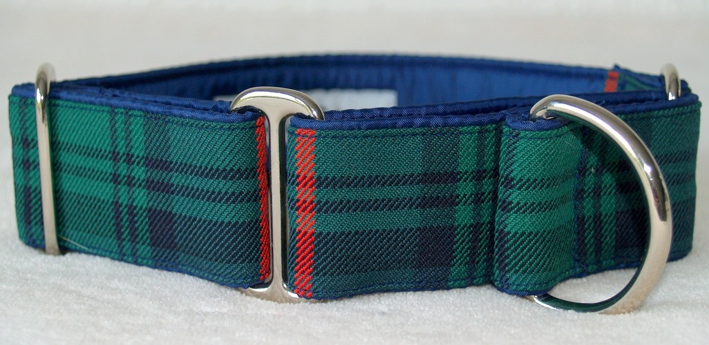 Martingal gepolstert, Modell "Tartan-Cranstoun", Breite: 4cm, maximaler Kopfumfang: 45cm, Bestell-Nr.: SM-G4-16, Preis: 34,50€