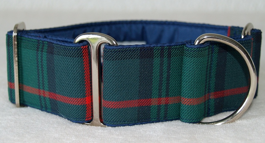 Martingal gepolstert, Modell "Tartan-Cranstoun", Breite: 5cm, maximaler Kopfumfang: 45cm, Bestell-Nr.: SM-G5-16, Preis: 37,00€