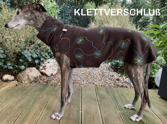 MIT EINSEITIGEM KLETT, Fleece: Dunkelbraun mit Blumenstick, Bestell-Nr.: PW-S/DB-L-K, Preis: 43,50€