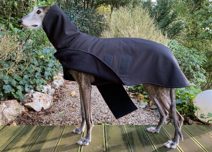 Mantel + Body in Fleece Schwarz, Bestellnummer: SOG/B-S-M/L, Preis: 99,50€
