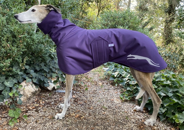 Außen: Dunkellila (Material-Nummer: WS-15), Innen: Fleece Dunkellila, Bestellnummer: RG-DL-M/L, Preis: 84,00€
