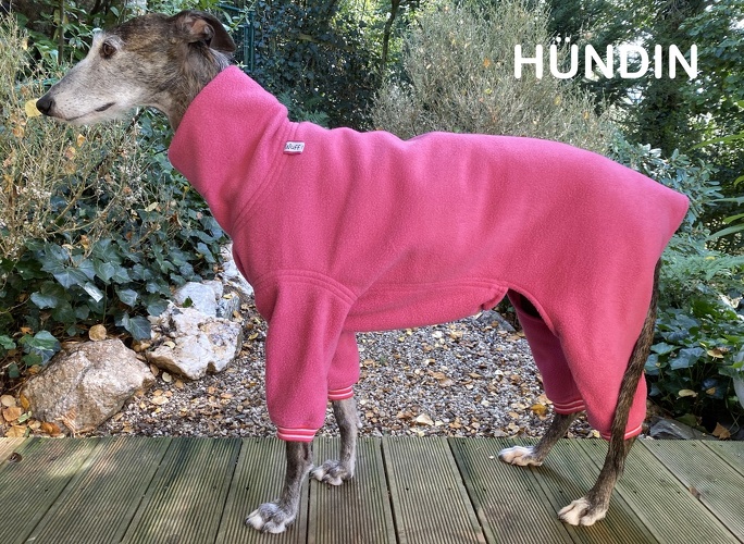 Hündin, Fleece: Pink, Bündchen: Rosa/Pink/Rot, Bestell-Nr.: JGH-P-S, Preis: 59,50€