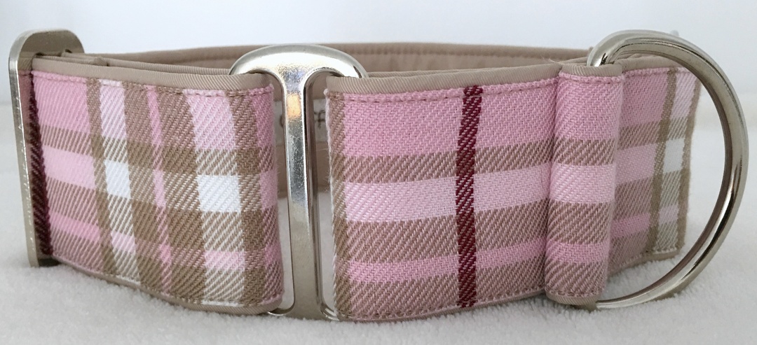 Martingal gepolstert, Modell "Schottenkaro Rosa-Beige", Breite: 5cm, maximaler Kopfumfang: 45cm, Bestell-Nr.: SM-G5-33, Preis: 37,00€