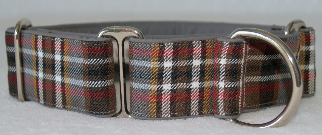 Martingal gepolstert, Modell "Tartan-Scott Weathered", Breite: 4cm, maximaler Kopfumfang: 45cm, Bestell-Nr.: SM-G4-8, Preis: 34,50€