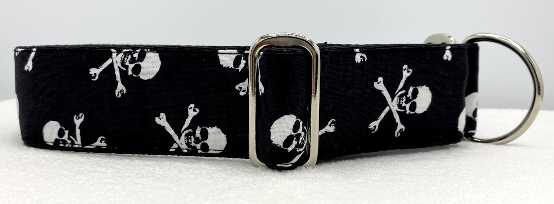 Martingal-Zugstopp gepolstert, Modell "Skulls", Breite: 4cm, Bestell-Nr.: CMZ-G4-9, Preis: 29,50€
