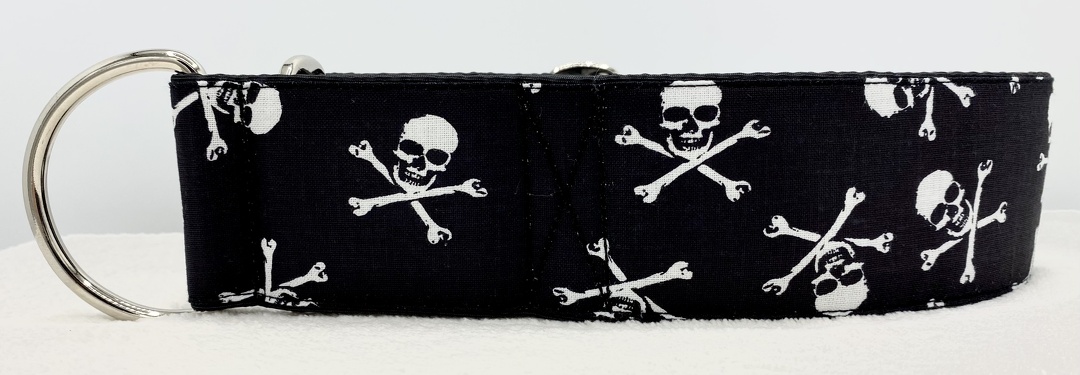 Martingal-Zugstopp gepolstert, Modell "Skulls", Breite: 5cm, Bestell-Nr.: CMZ-G5-9, Preis: 32,00€
